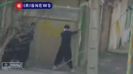 SVEOPŠTI RAT U IRANU Naoružani ljudi rešetaju kalašnjikovima 